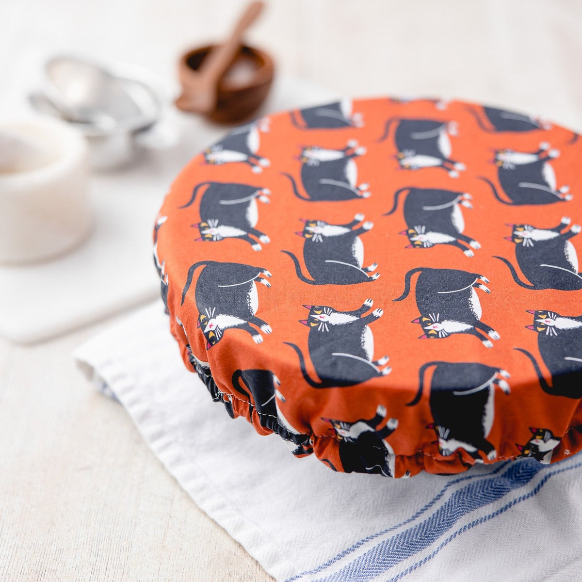 Reusable Dish Cover - Fat Cats in Burnt Orange