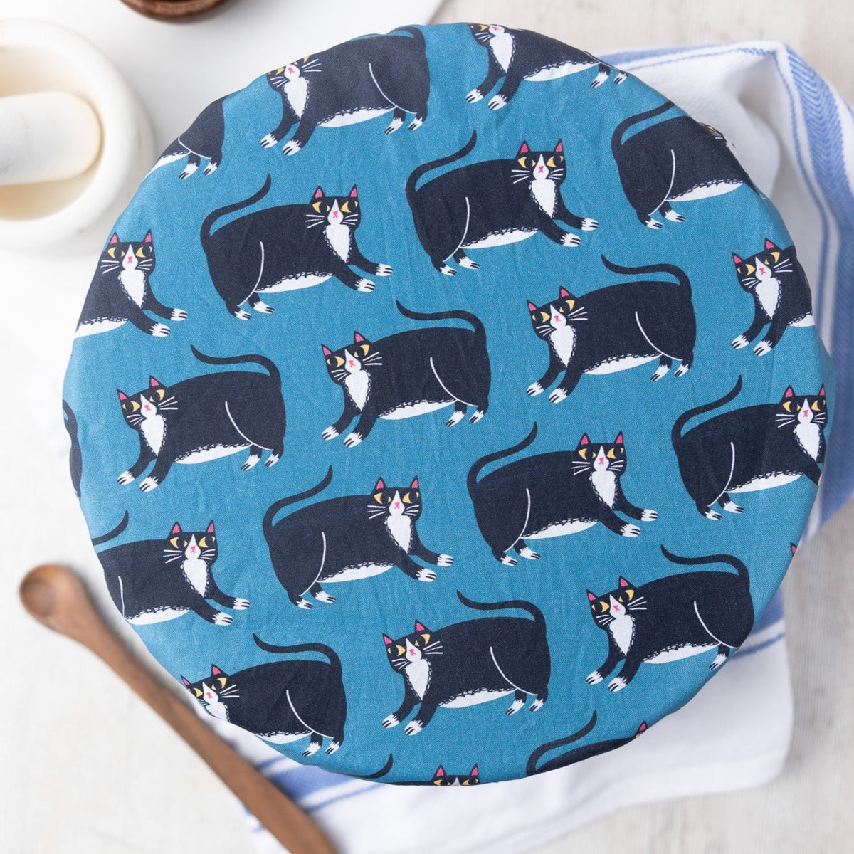 Reusable Dish Cover - Fat Cats in Blue